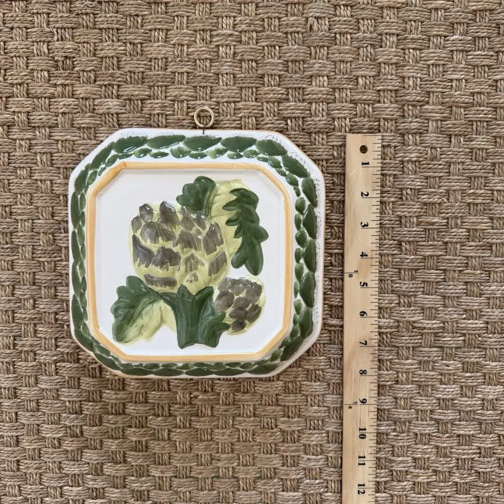 Vintage Ceramic Artichoke Mold Wall Hanging 8” X 8” Italian